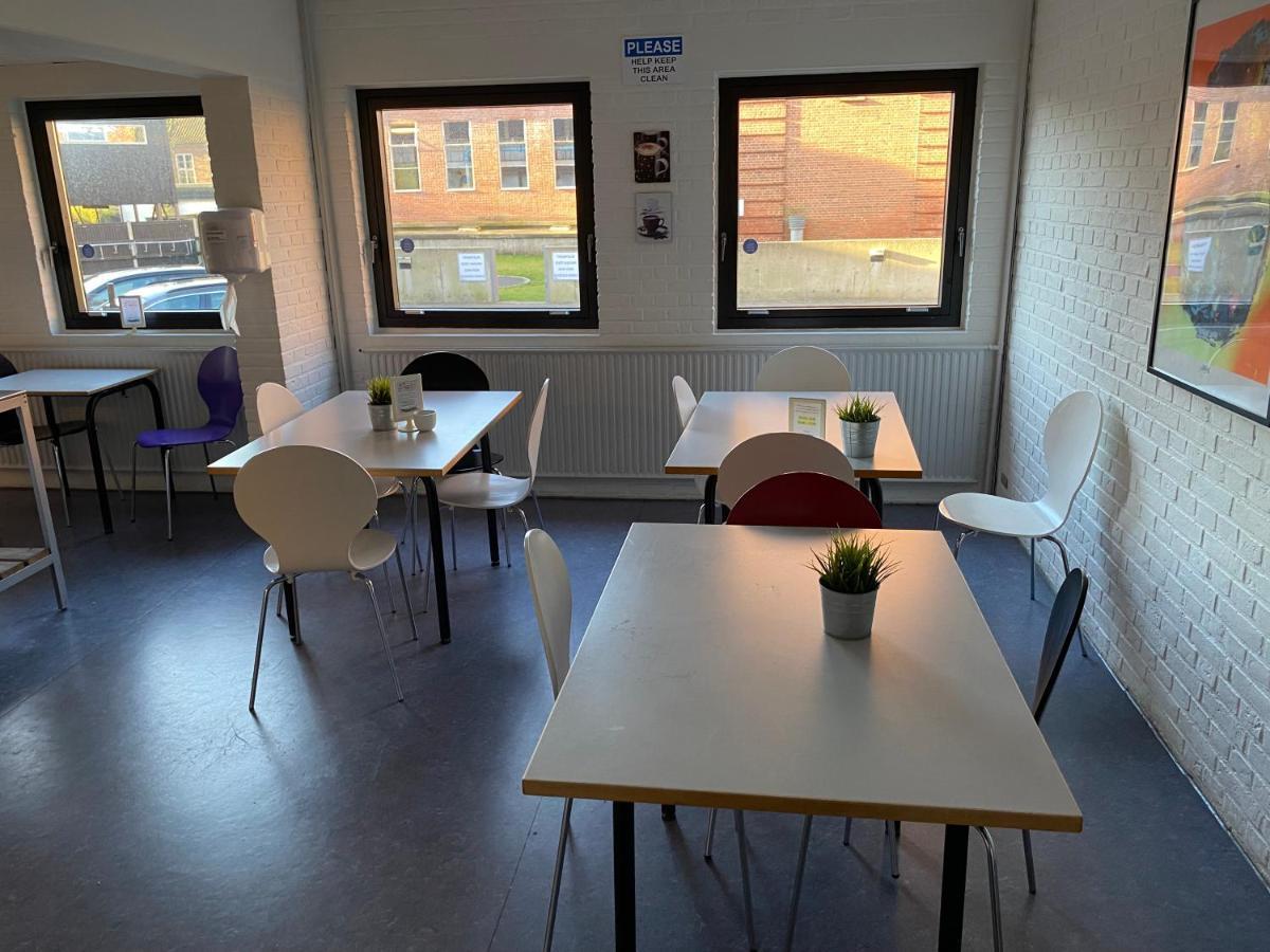 Family Rooms In The Center 그린드스테드 외부 사진